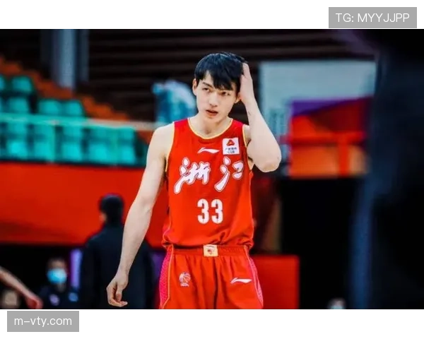 吴前突破得分能力强 浙江稠州外线重要攻击点 吴前突破得分能力强 浙江稠州外线重要攻击点