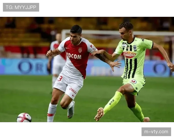 昂热主场进攻效率尚可 但客场攻击力疲软导致取分困难 昂热主场进攻效率尚可 但客场攻击力疲软导致取分困难