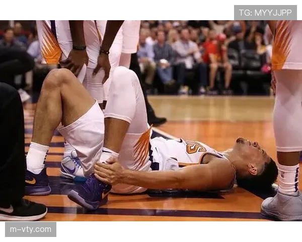 布克脚踝伤势处于不同阶段休战 太阳得分核心健康状况影响格局